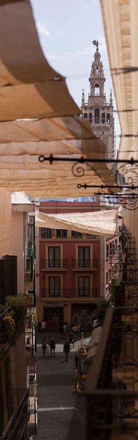 Escapada Romantica, 2 Pax, Centro Historico Севилья Экстерьер фото