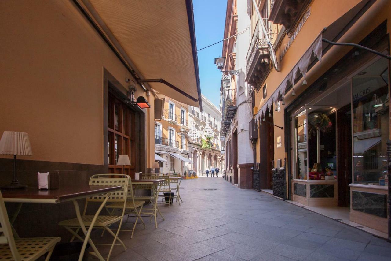 Escapada Romantica, 2 Pax, Centro Historico Севилья Экстерьер фото